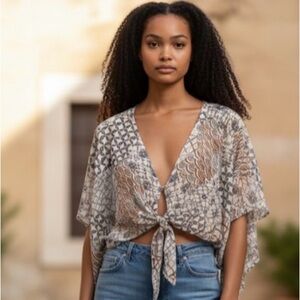 Homebody Boho cream brown tan and peach top size small